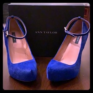 Ann Taylor brand new platform wedges